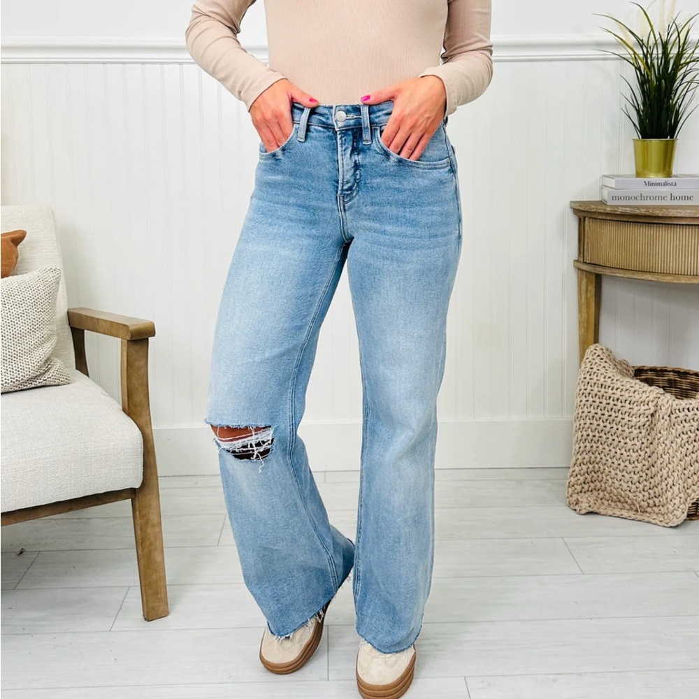 NWT Women's Wide Leg Jeans